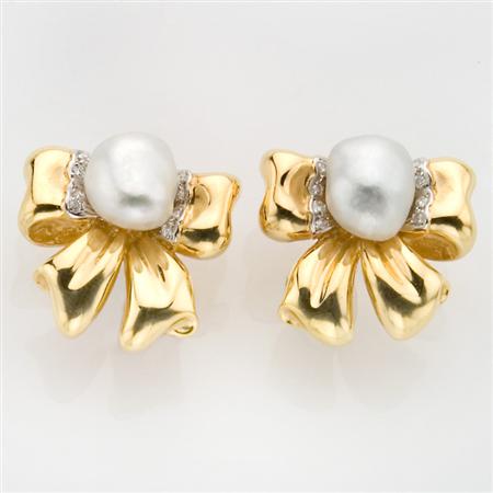 Pair of Gold and Baroque Cultured