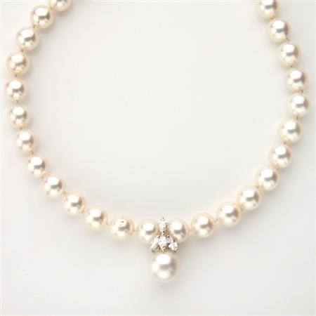 Cultured Pearl Necklace with Diamond 68d8e