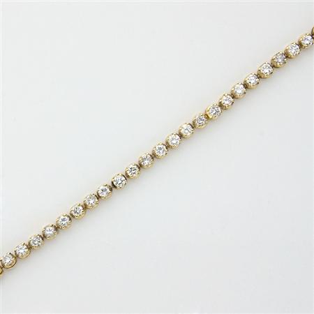 Diamond Bracelet
	  Estimate:$1,500-$2,000