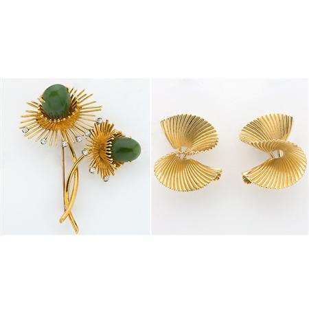 Gold, Nephrite and Diamond Flower