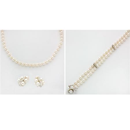 Group of Cultured Pearl Jewelry
	