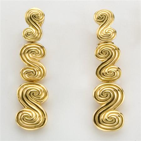 Pair of Gold Pendant-Earclips,