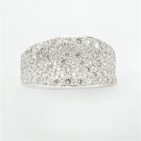 White Gold and Diamond Band Ring  68d1d