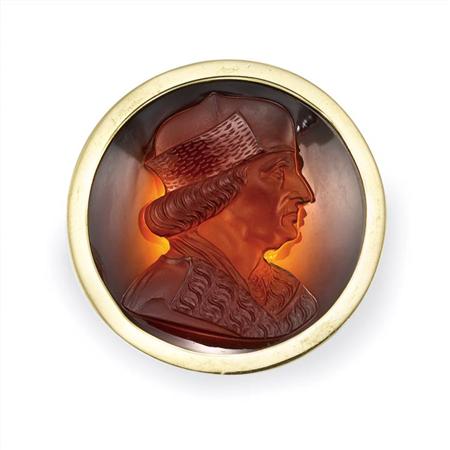 Gentleman's Gold and Agate Cameo