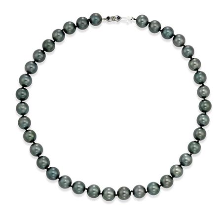 Black Cultured Pearl Necklace  69332