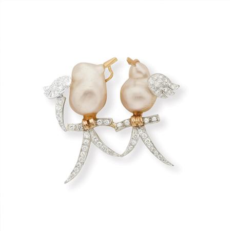 Gold Baroque Cultured Pearl and 69373