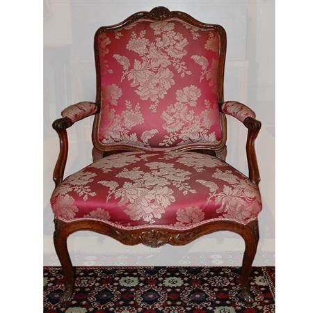 Louis XV Walnut Fauteuil a la Reine  694e8