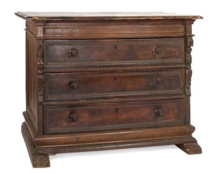 Italian Baroque Walnut Commode  69e14