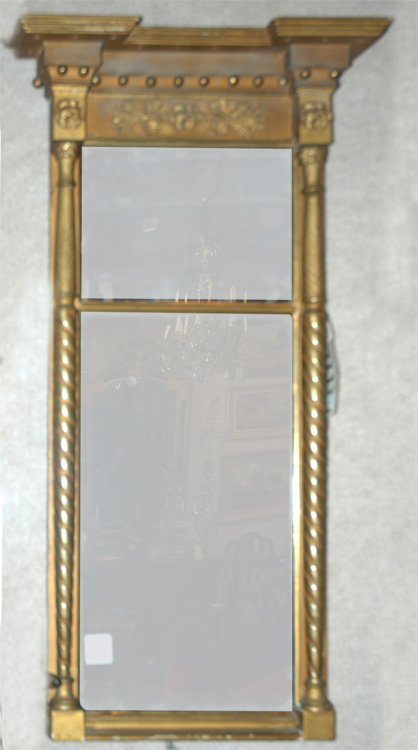 Federal Style Gilt-Wood Mirror
	
