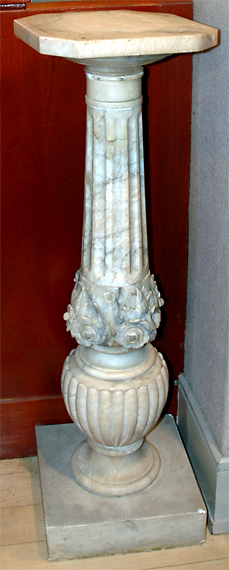 Neoclassical Style Marble Pedestal  69c18