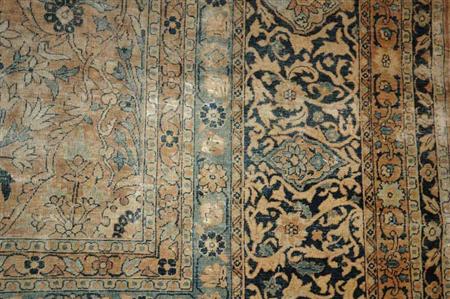 Kirman Carpet
	  Estimate:$1,000-$2,000