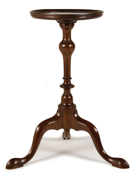 George II Mahogany and Walnut Table  69f64