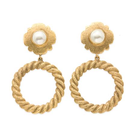 Chanel Hoop Earrings Estimate 200 300 6a637