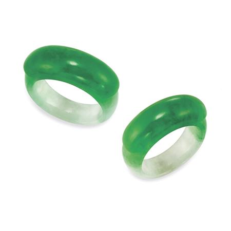 Pair of Bi-Color Jade Saddle Rings
	