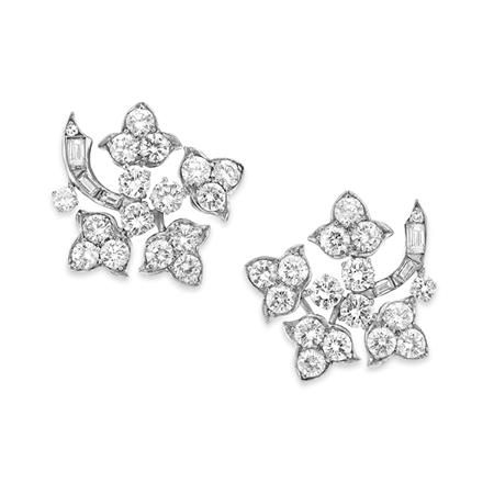 Pair of Diamond Earclips Van Cleef 6a908