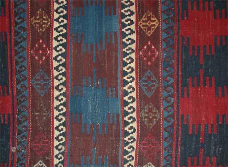 Shirvan Kilim Carpet
	  Estimate:$400-$600