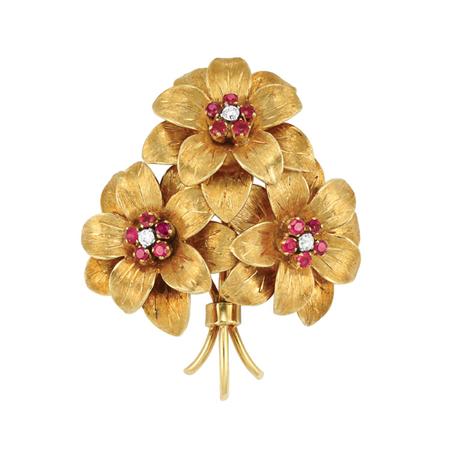 Gold Diamond and Ruby Flower Brooch  6aac2