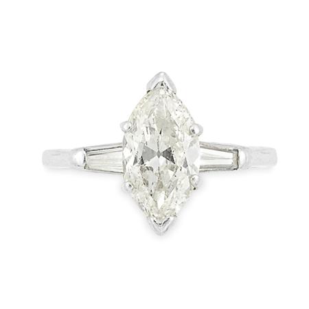 Diamond Ring
	  Estimate:$2,000-$3,000