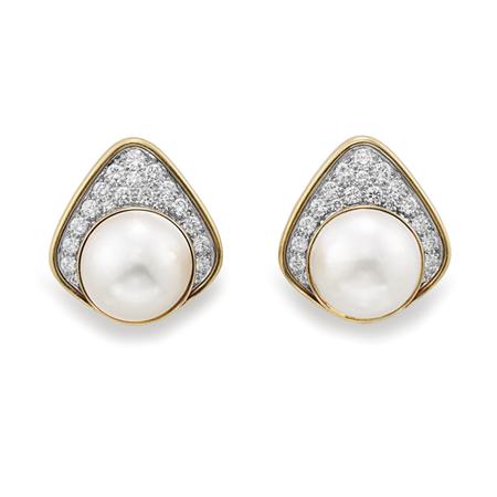 Pair of Gold Mabe Pearl and Diamond 6a820