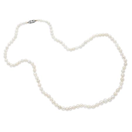 Natural Pearl Necklace with Diamond