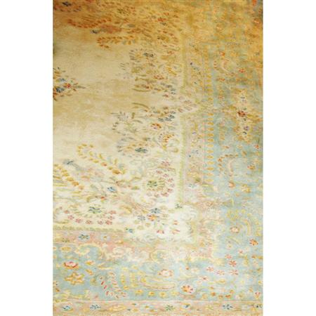 Kirman Carpet
	  Estimate:$400-$600