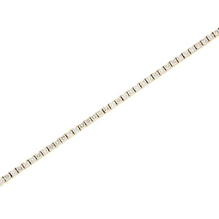 Gold and Diamond Bracelet
	  Estimate:$1,500-$2,000