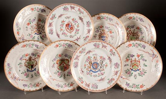 Set of eight Samson porcelain plates