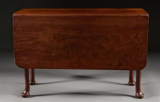 George II walnut drop leaf table 77d89