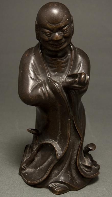 Chinese bronze figure of Bodhidharma  7805e