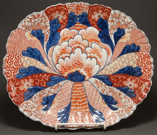 Japanese Imari porcelain scalloped
