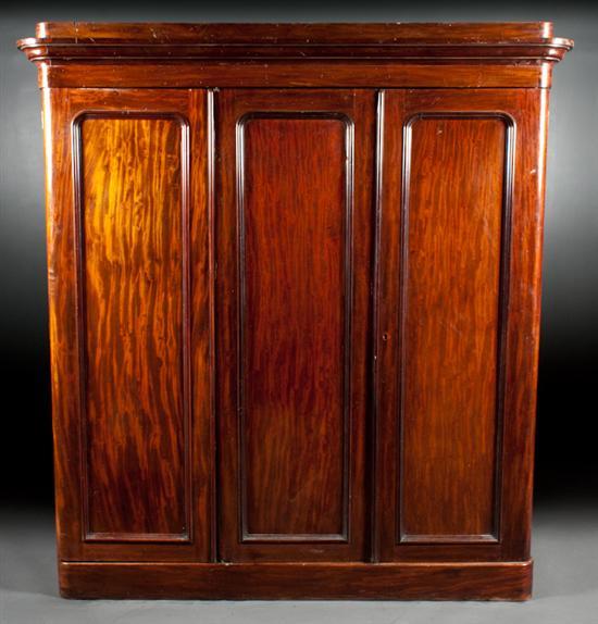 Early Victorian carved mahogany 78118