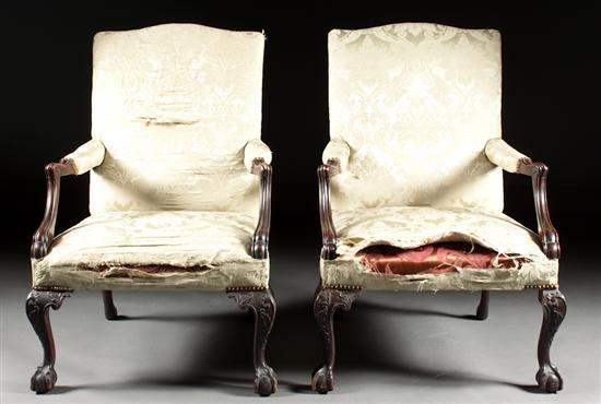 Pair of Chippendale style carved 7812a