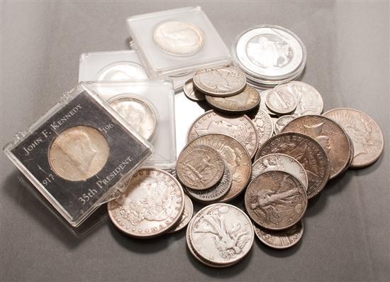 Selection of U S silver coins 77eb4