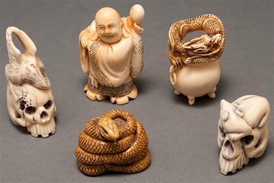 Five Japanese carved ivory netsukes 78389