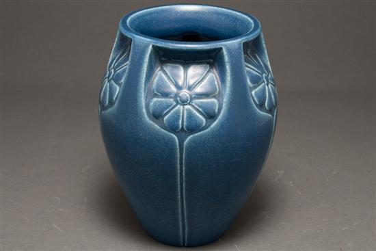 Rookwood mat glazed art pottery vase,
