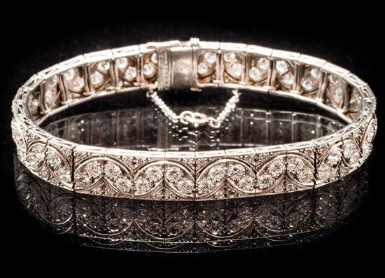 Art Deco platinum and diamond bracelet 7822e