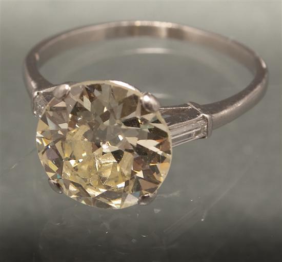 Round-brilliant cut 3.66 ct. diamond