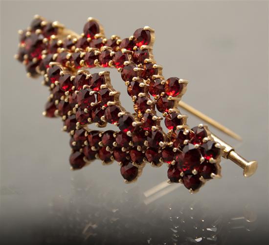 Victorian 18K yellow gold and garnet