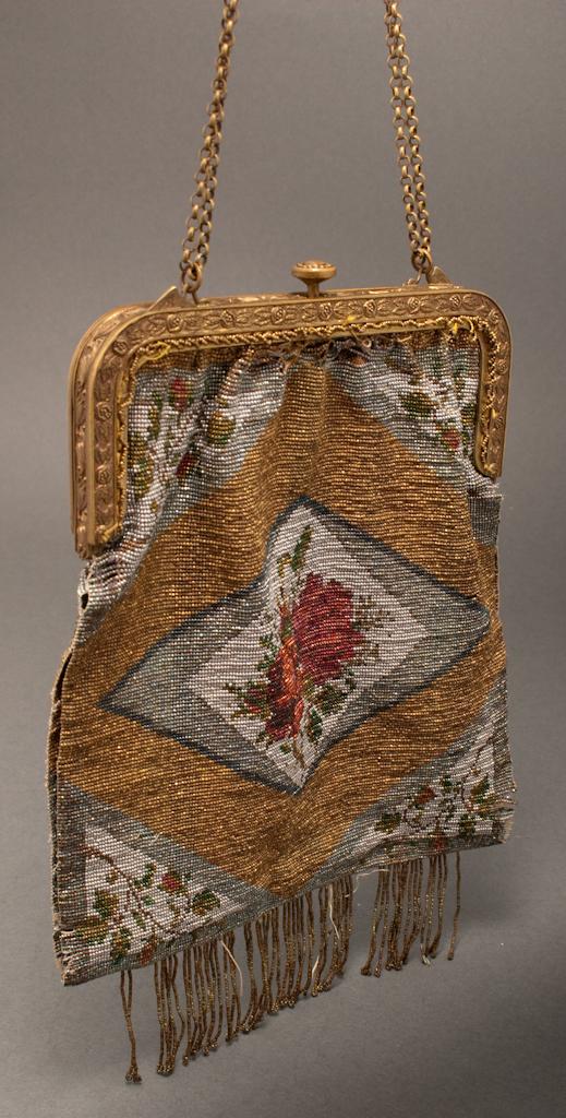 Victorian beaded purse with brass
