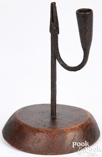 WROUGHT IRON RUSH LIGHT HOLDER