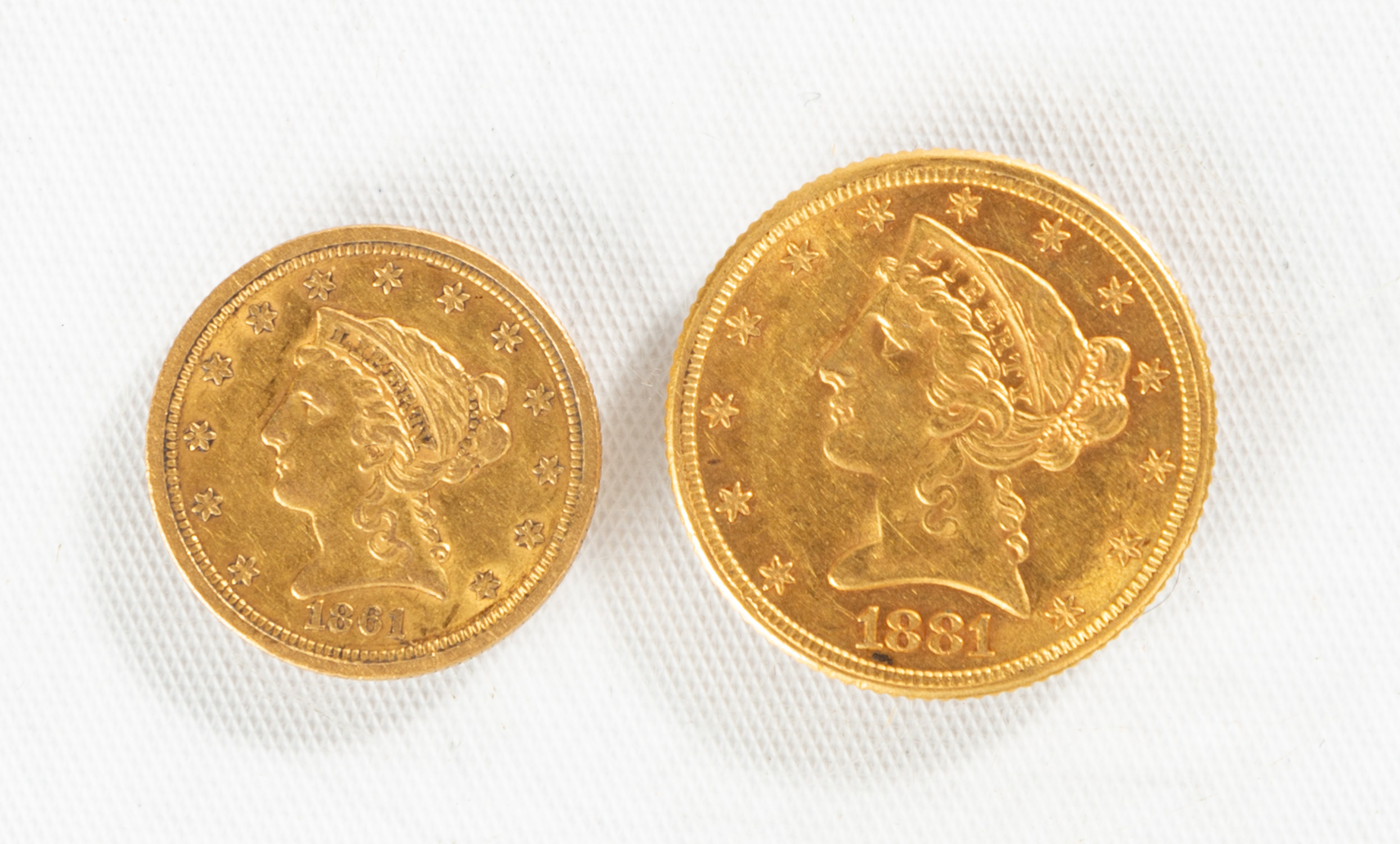 US 1881 FIVE DOLLAR GOLD COIN &