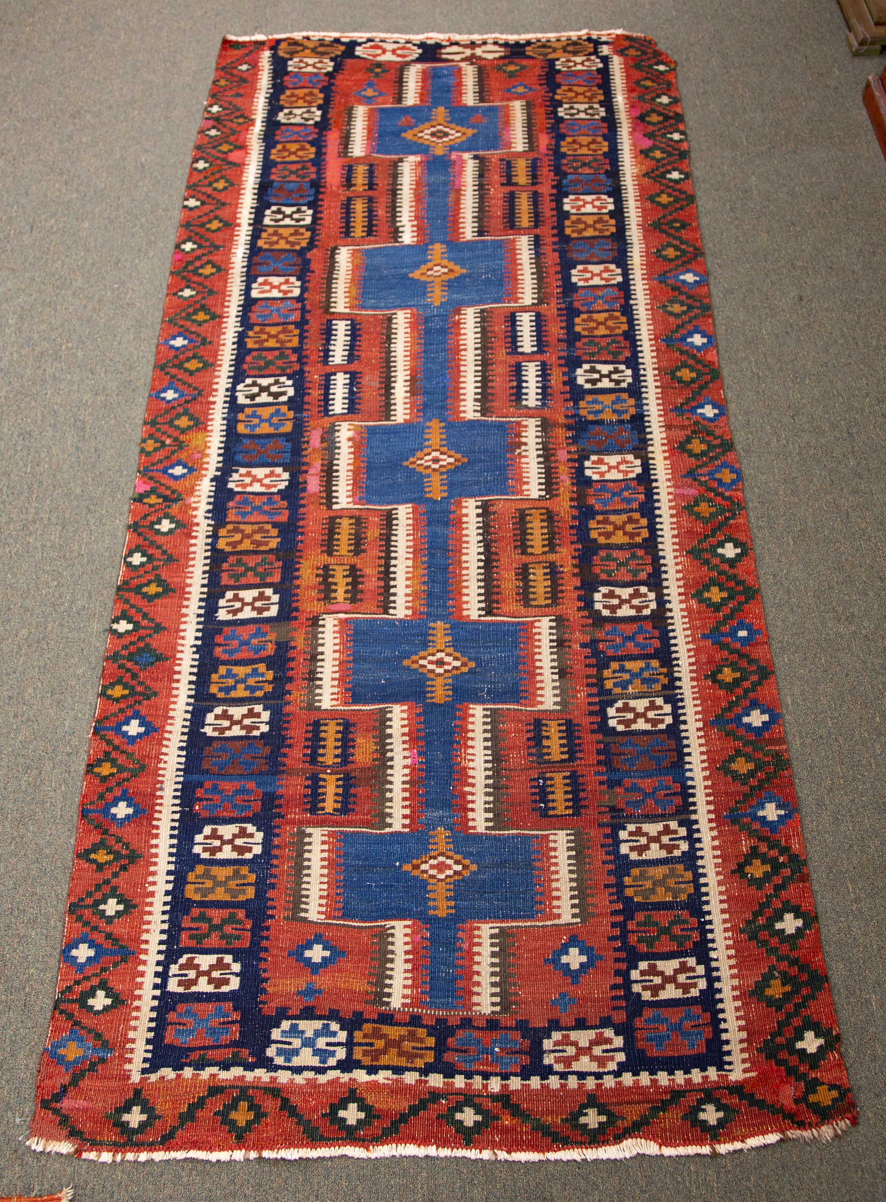 KILIM ORIENTAL RUG Early 20th century.