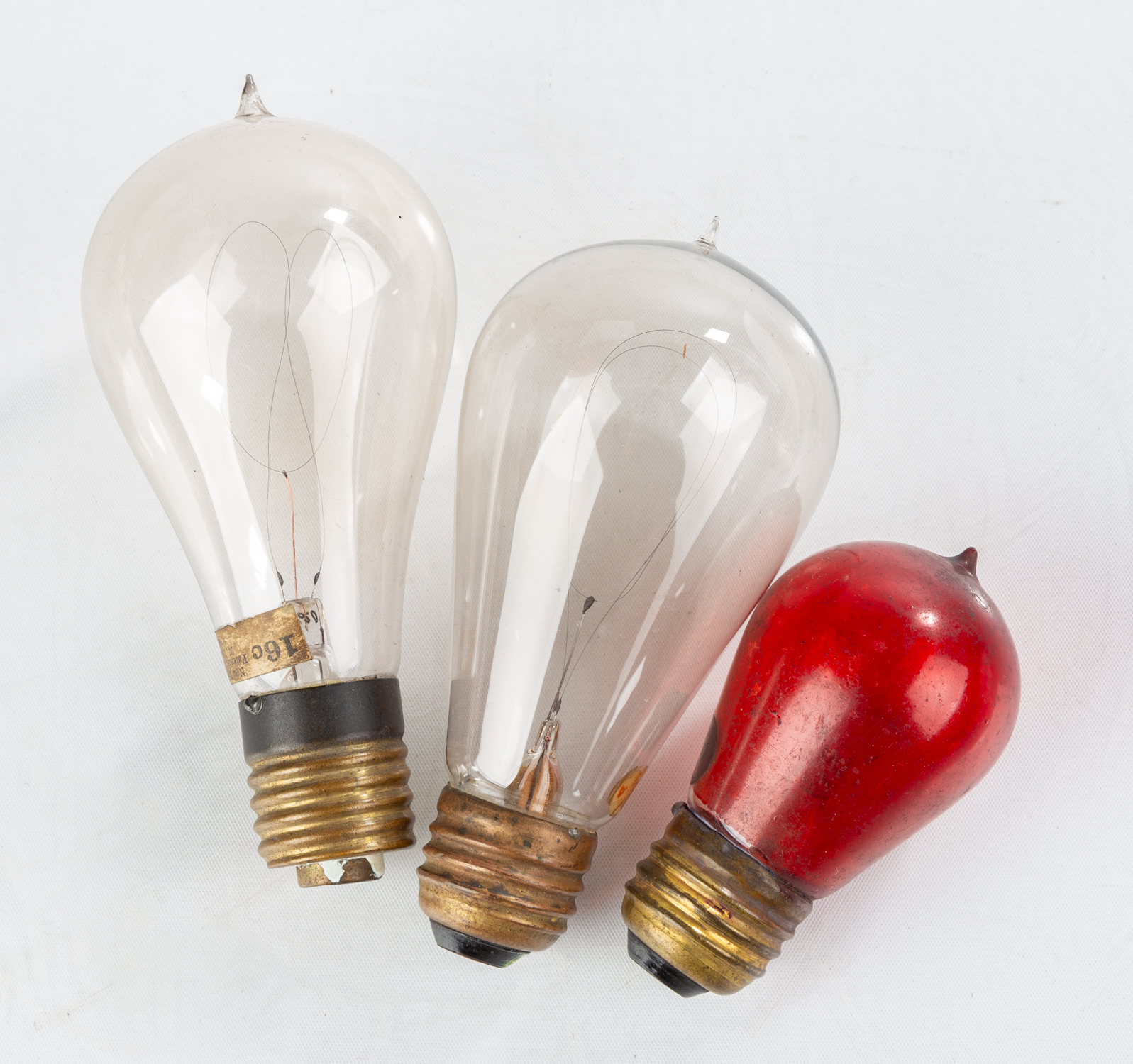 THREE ANTIQUE EDISON LIGHT BULBS Three