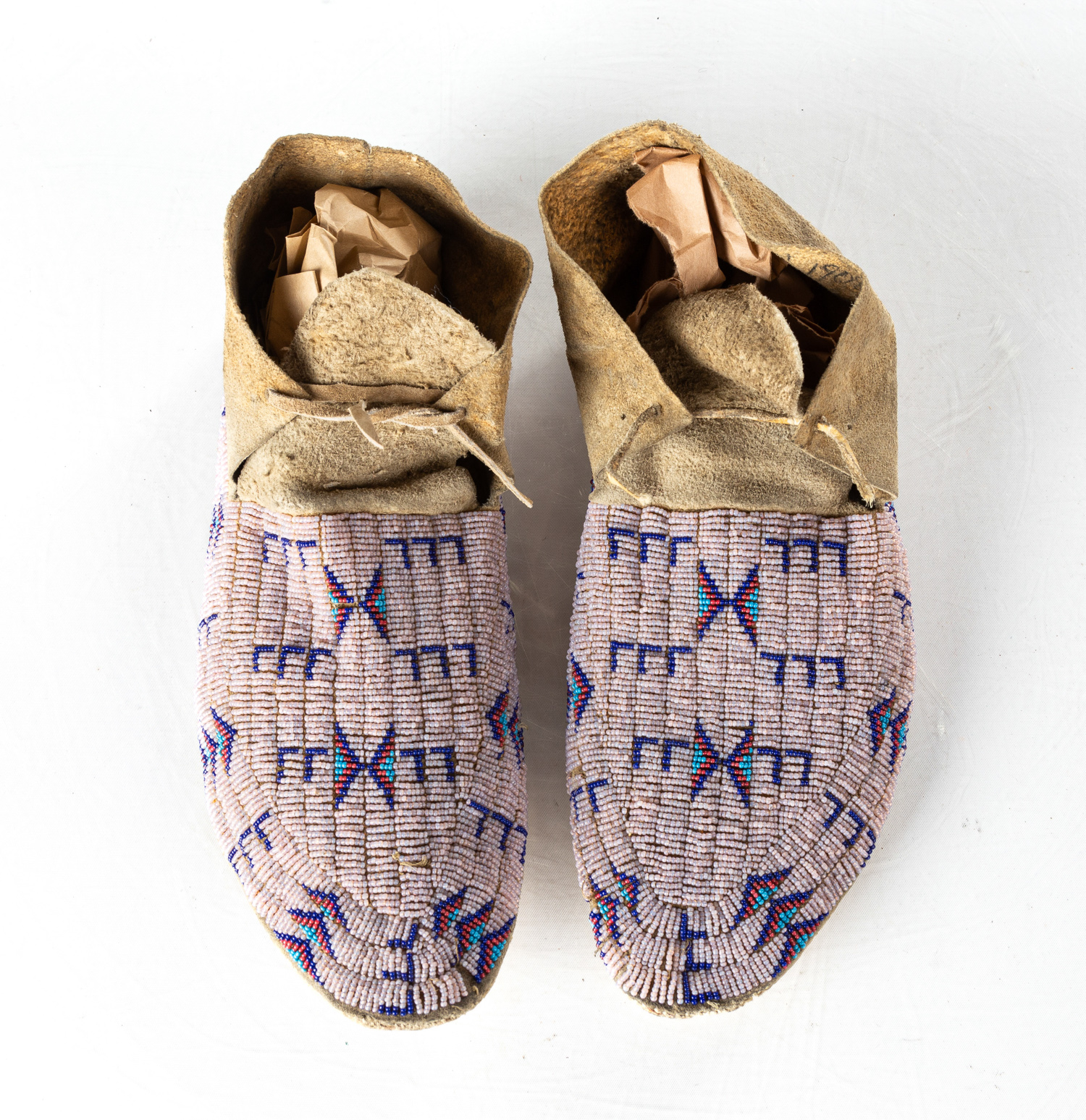 YANKTON NAKOTA OPALESCENT MOCCASINS