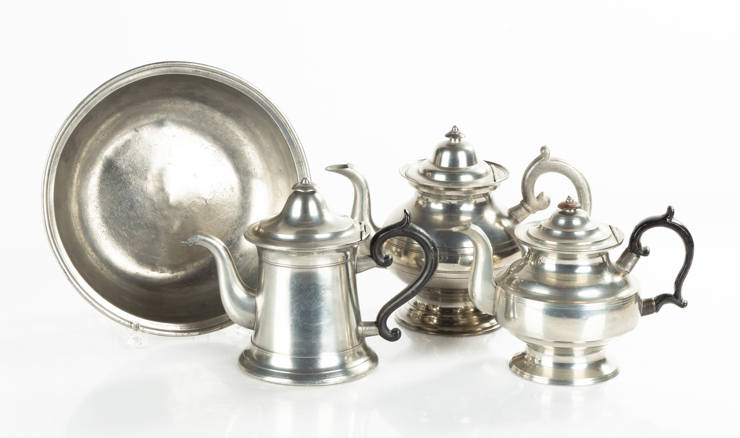 19TH CENTURY PEWTER TEAPOTS AND