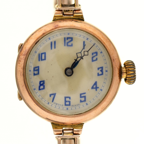 A Waltham 9ct gold ladys watch, 25mm