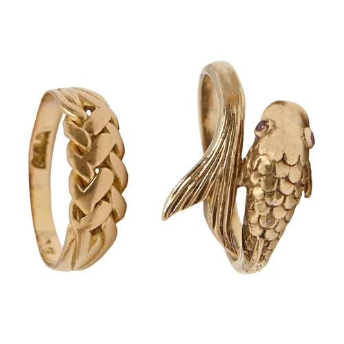 A gold entwined ring,  part marked,