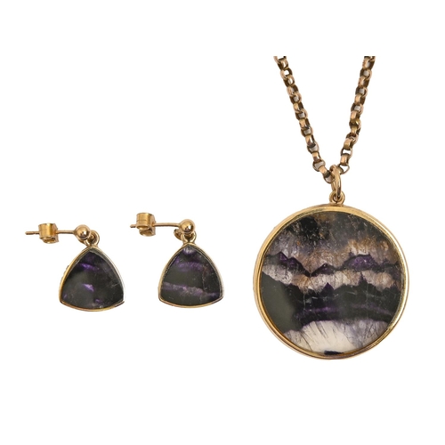 A Blue John pendant and earrings, 