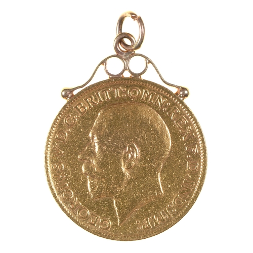 Gold coin. Sovereign 1913, gold