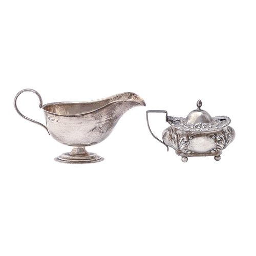 An Edwardian silver mustard and